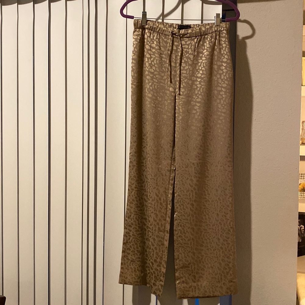Banana Republic Women’s Gold Cheetah Flowy Pants
